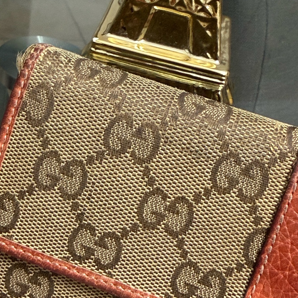 Gucci Beige Monogram Canvas Wallet with Orange Leather Trim - Picture 12 of 14
